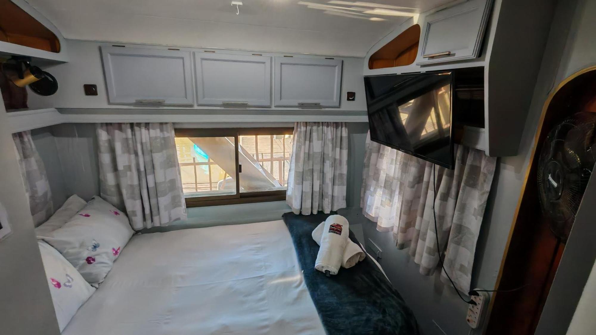 Maggie May House Boat - Colchester - 5Km From Elephant Park 외부 사진