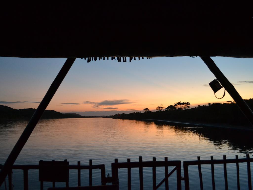 Maggie May House Boat - Colchester - 5Km From Elephant Park 외부 사진