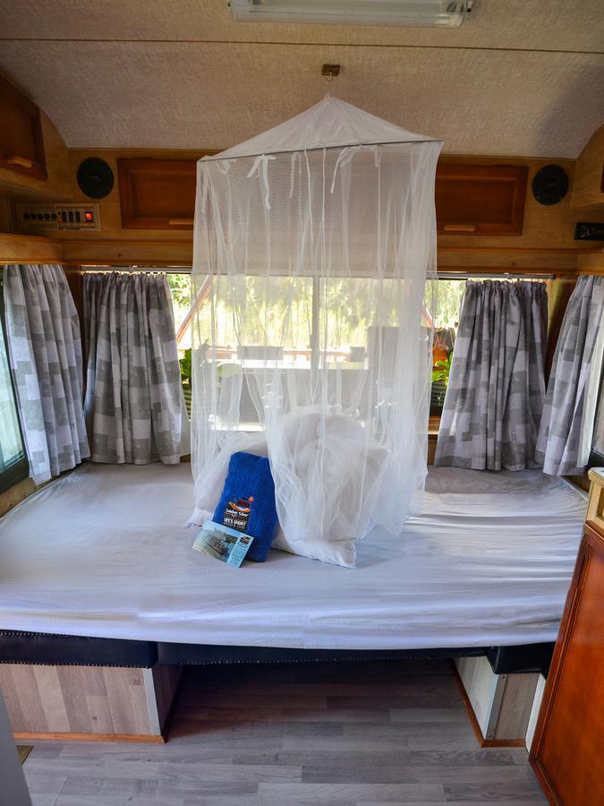 Maggie May House Boat - Colchester - 5Km From Elephant Park 외부 사진