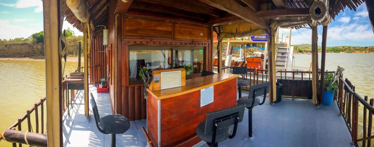 Maggie May House Boat - Colchester - 5Km From Elephant Park 외부 사진
